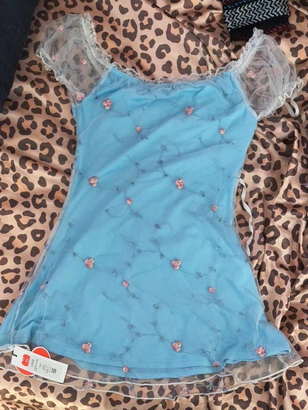 cider light blue dress w/ pink floral overlay - Picture 4 of 5